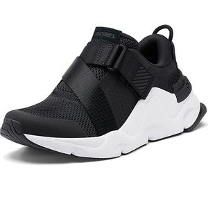 NEW Sorel Kinetic black/white sneakers